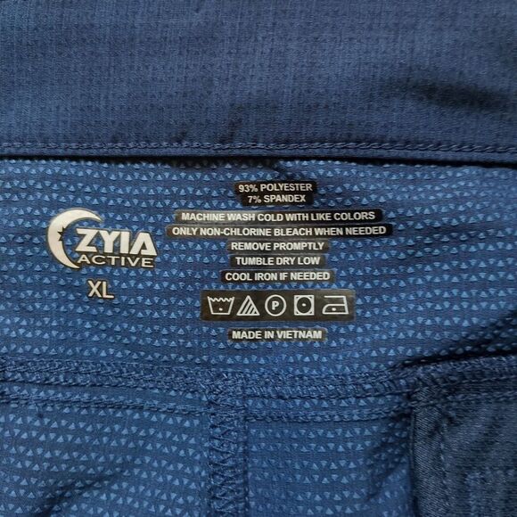 Zyia Active Blue Not Just A Trail Hiking Outdoor Shorts Size XL Cuffed Belted - Picture 4 of 10